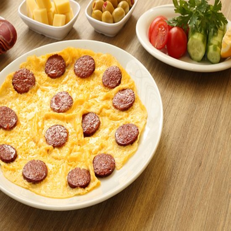 Sucuklu Kaşarlı Omlet